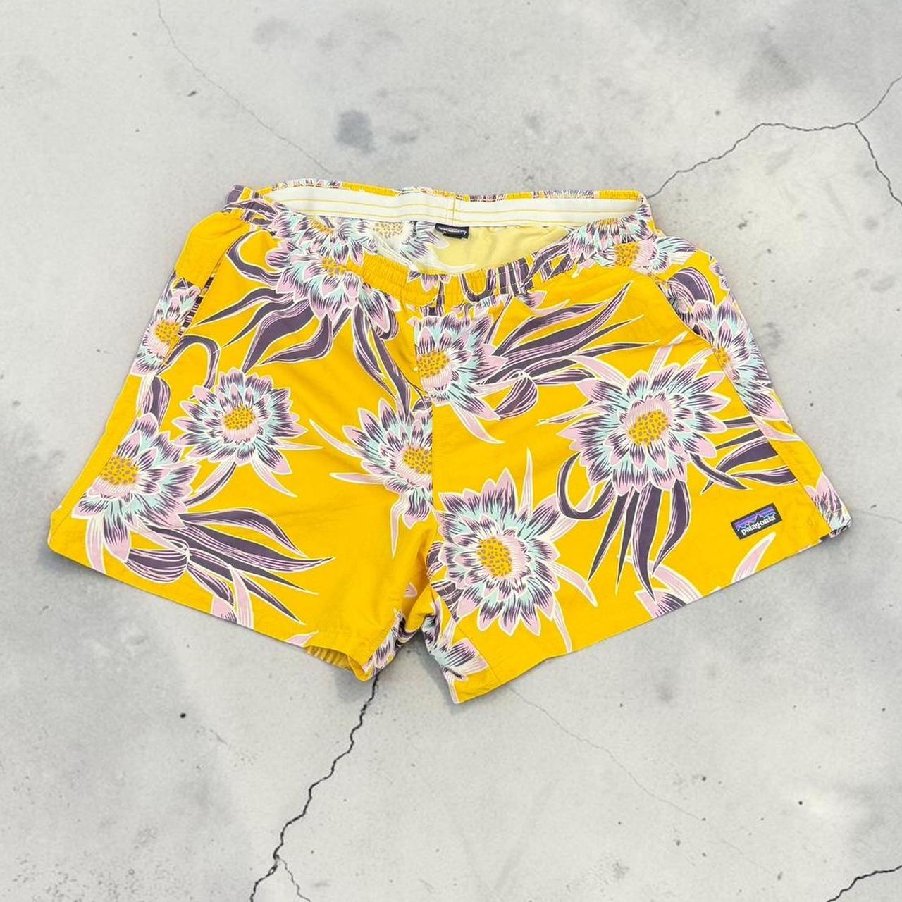 Patagonia floral flowers vintage Y2K Surfwear beach swim board shorts