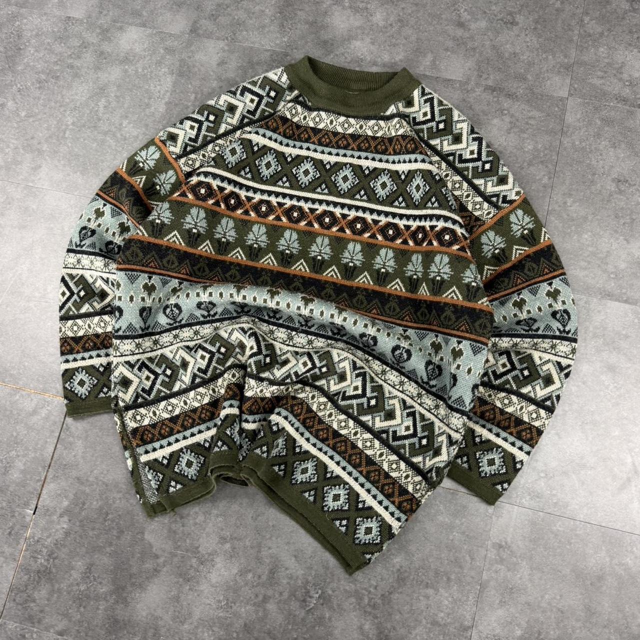City limit 90s chunky knit made in Australia Aztec print jumper