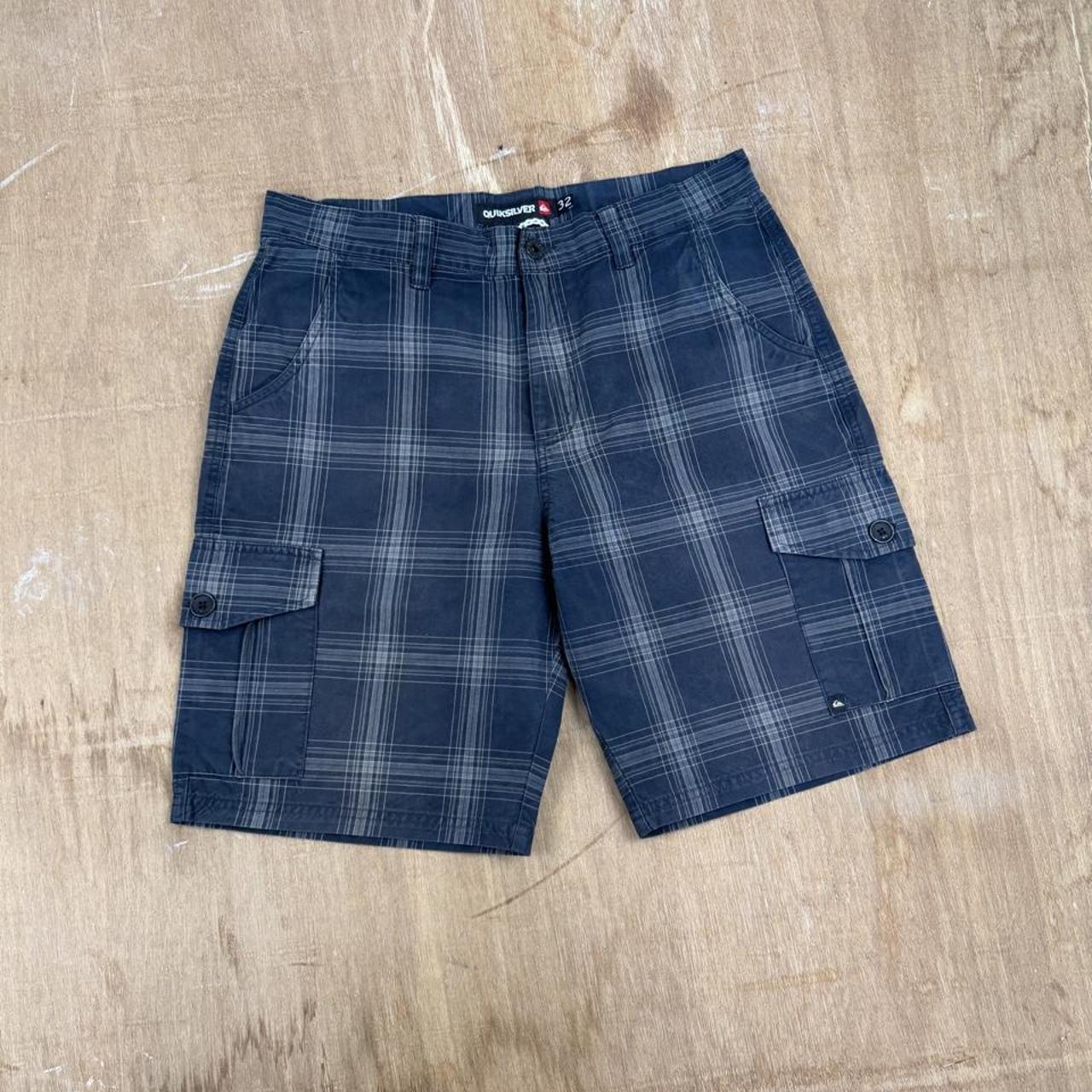 Quiksilver checked Surfwear Y2K cargo shorts