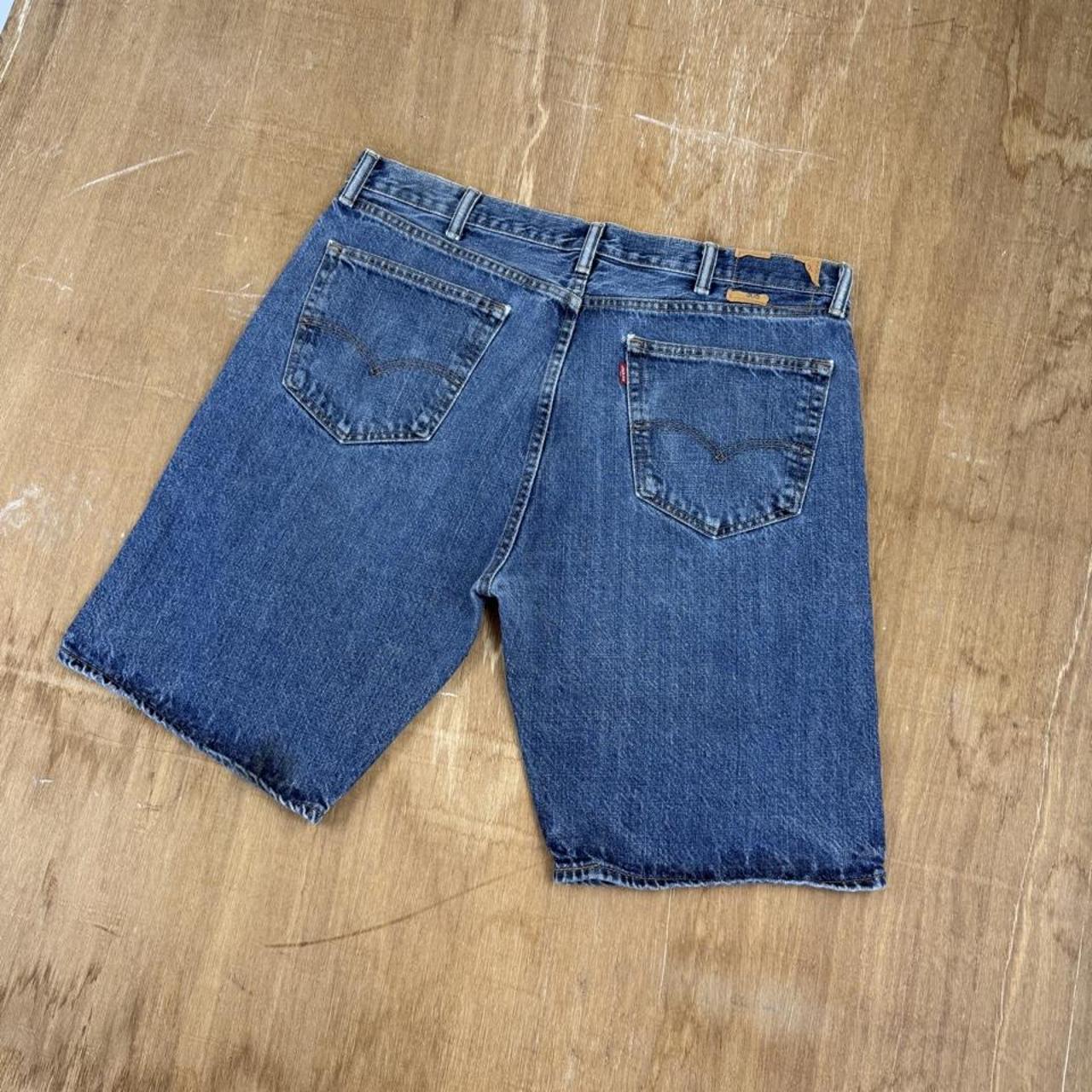 Levi’s 505 2000s relaxed denim jorts shorts