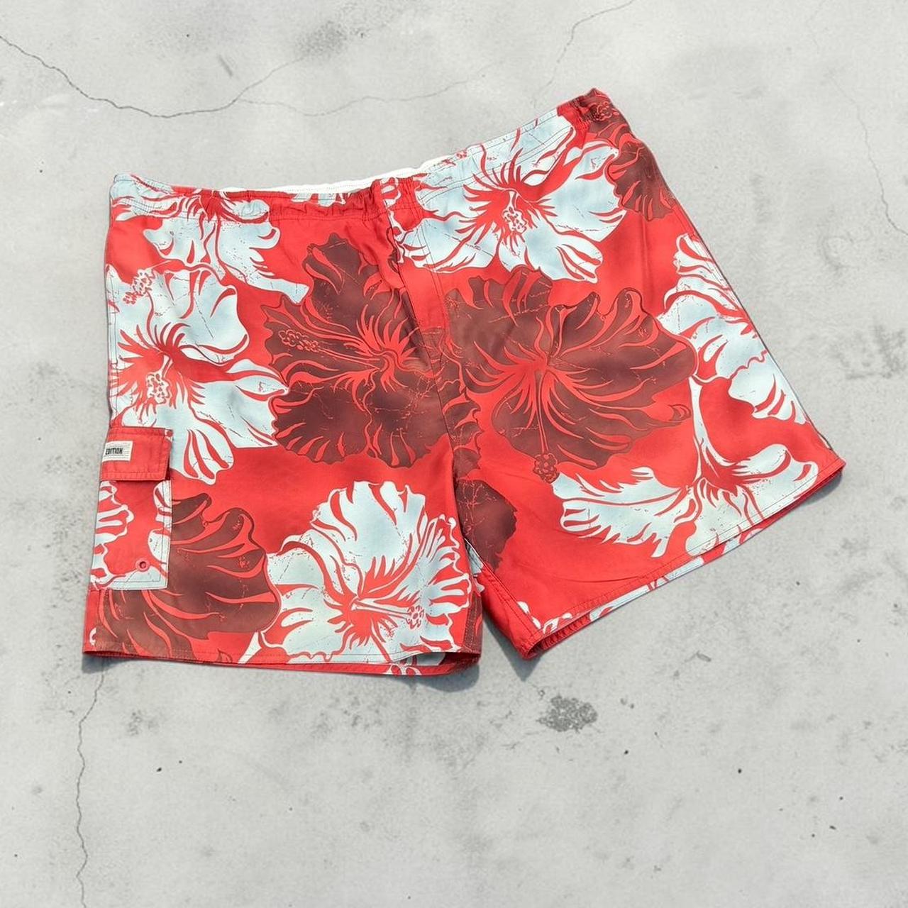 Quiksilver floral surfer vintage Y2K Surfwear beach swim board shorts