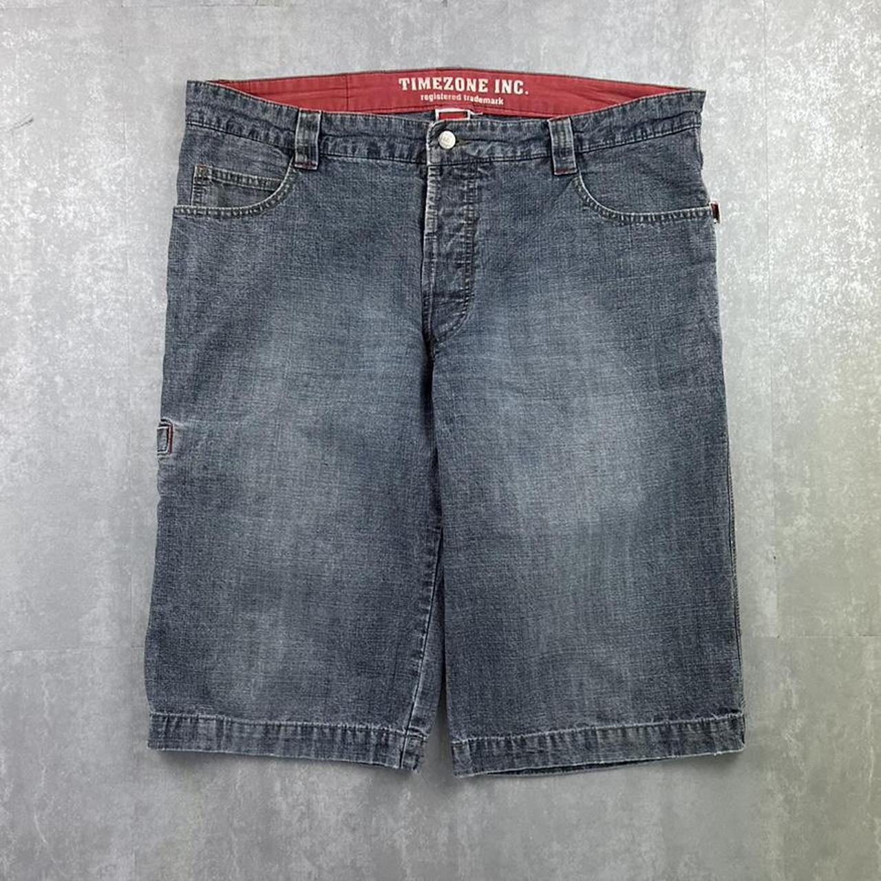 Japanese style 2000s spellout carpenter fit skate jorts