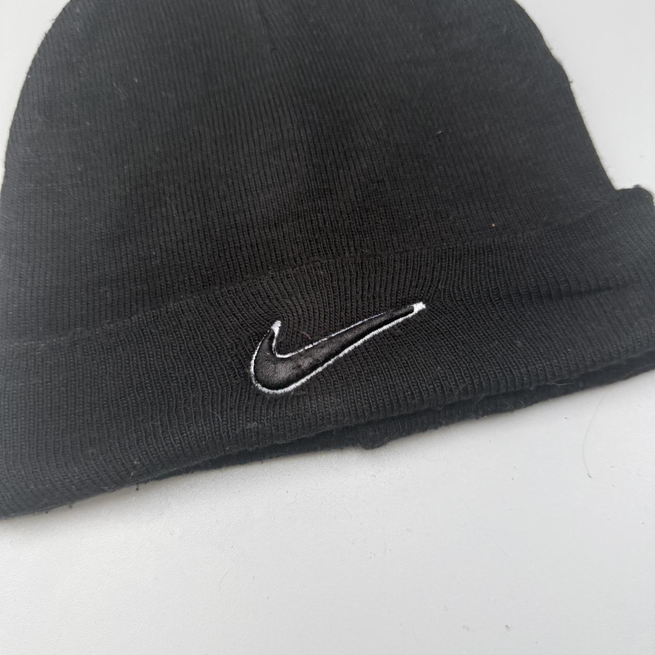 Nike 2000s vintage skateboarding embroidered logo beanie hat