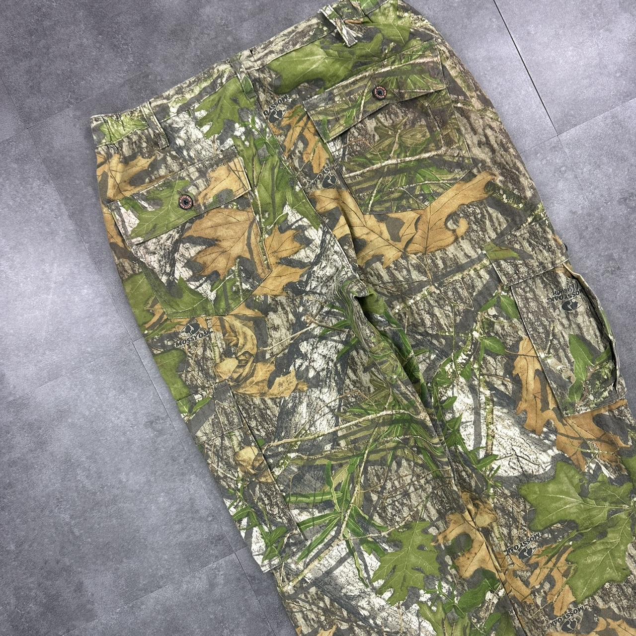 Realtree camo Mossy oak 2000s dungaree workwear cargo trousers