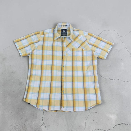 Quiksilver Surfwear Y2K checked button down short sleeve shirt