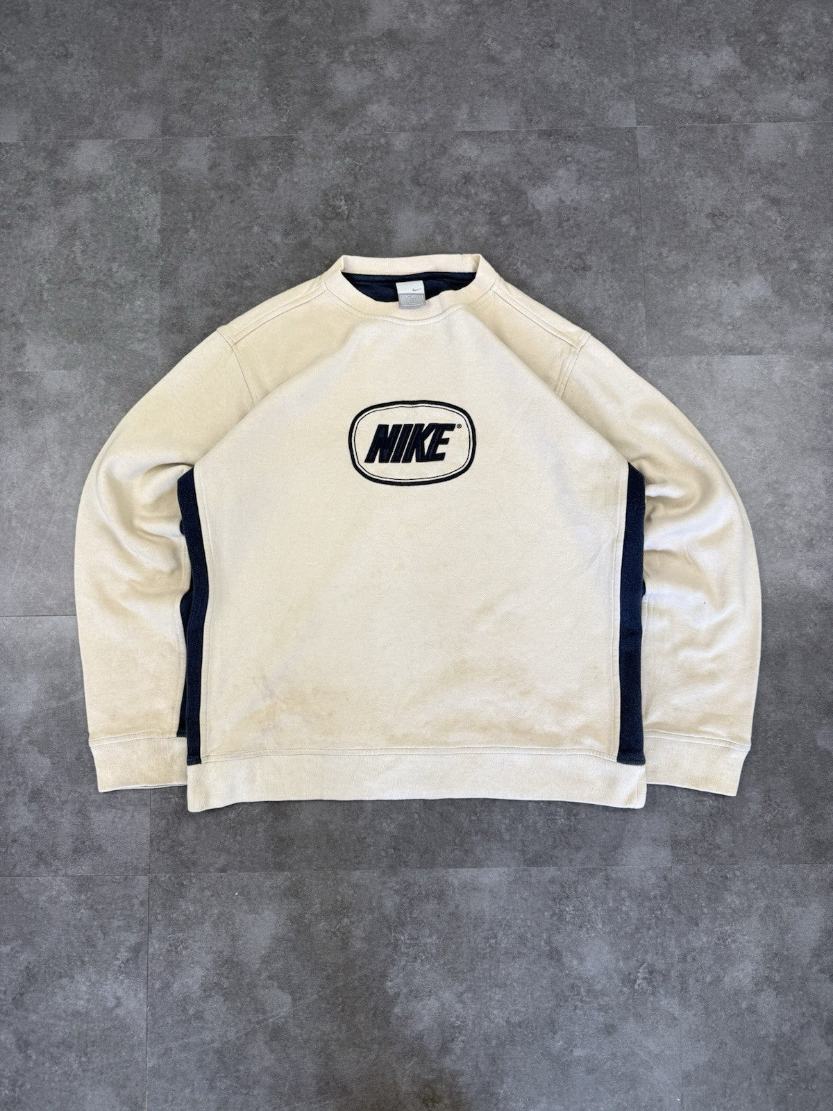 Vintage 90s Nike Grey Tag Cream Pullover Sweatshirt Centre Logo Size M