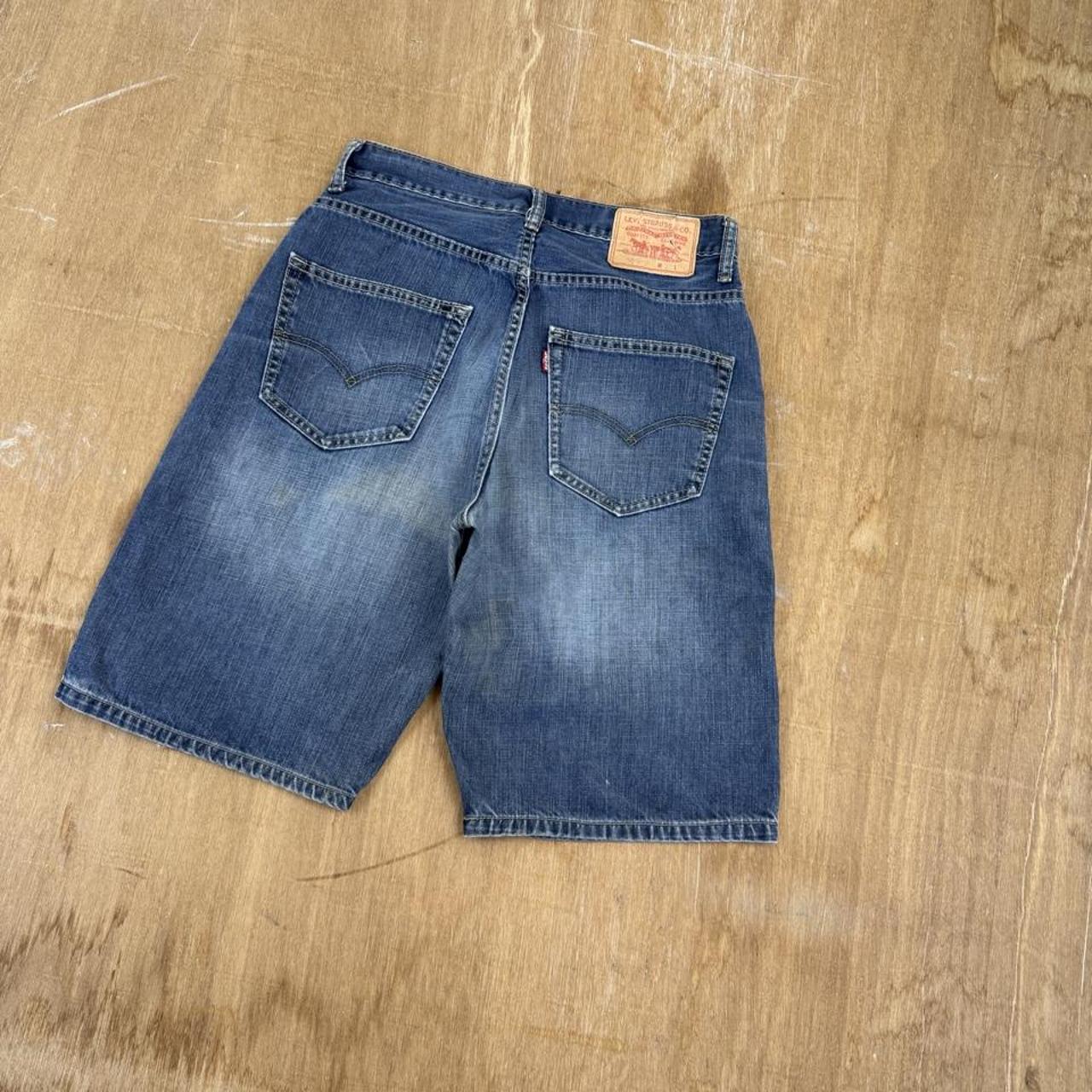 Levi’s 559 2000s relaxed denim jorts shorts