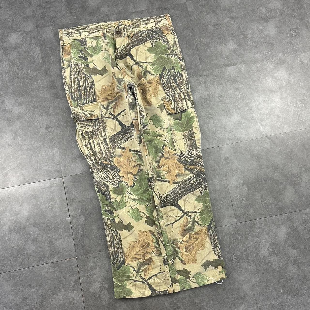 Realtree camo Mossy oak 2000s dungaree workwear cargo trousers