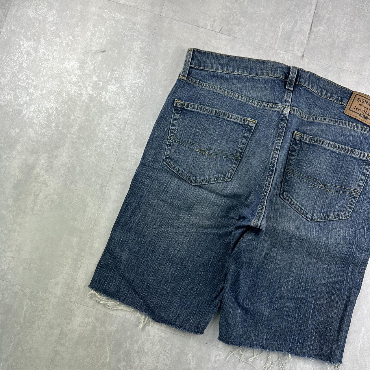 Levi’s regular fit 2000 cut off denim jeans