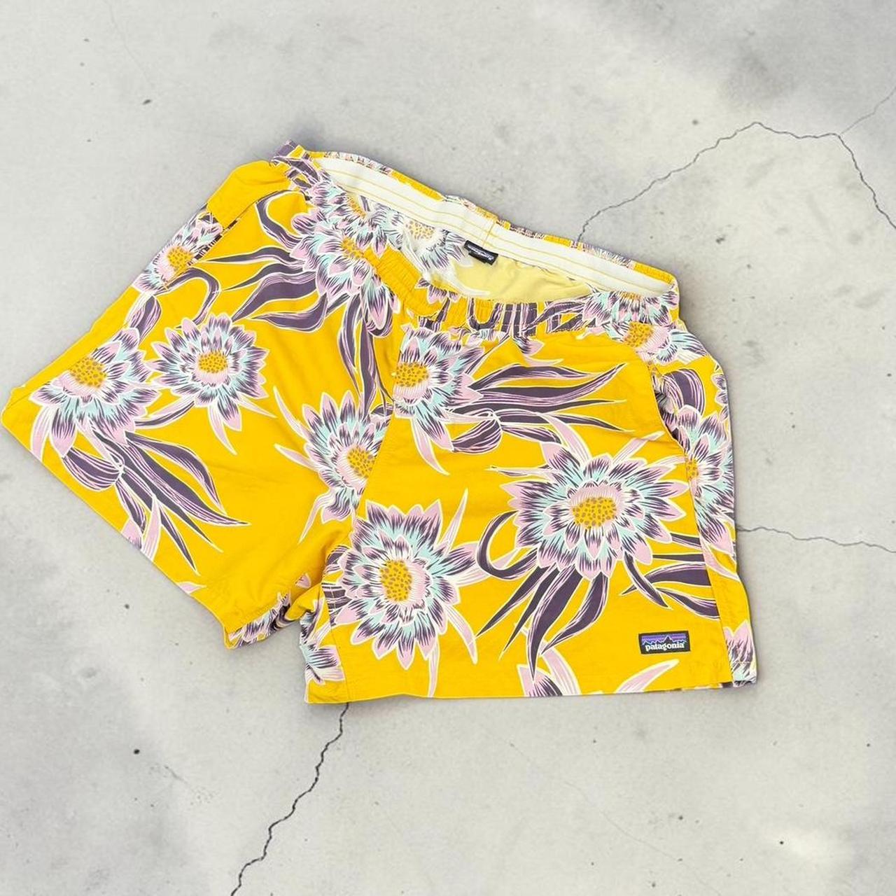 Patagonia floral flowers vintage Y2K Surfwear beach swim board shorts