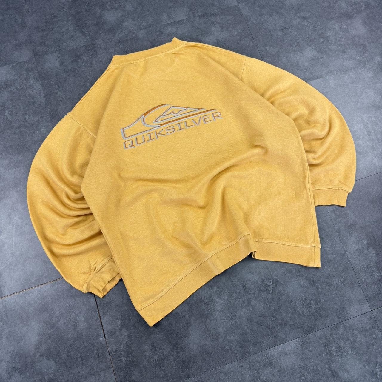 Quiksilver Vintage 2000s Surfwear company y2k spellout sweatshirt