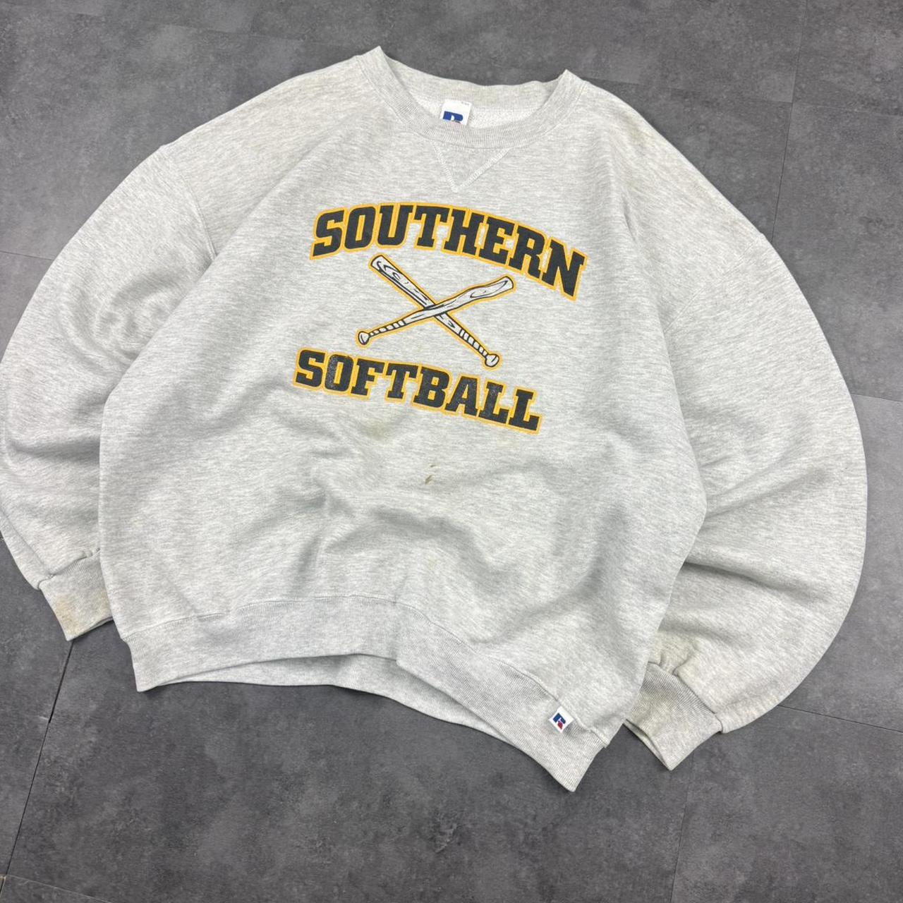 Vintage Russell Athletic 90s sportwear college spellout softball classic print sweatshirt