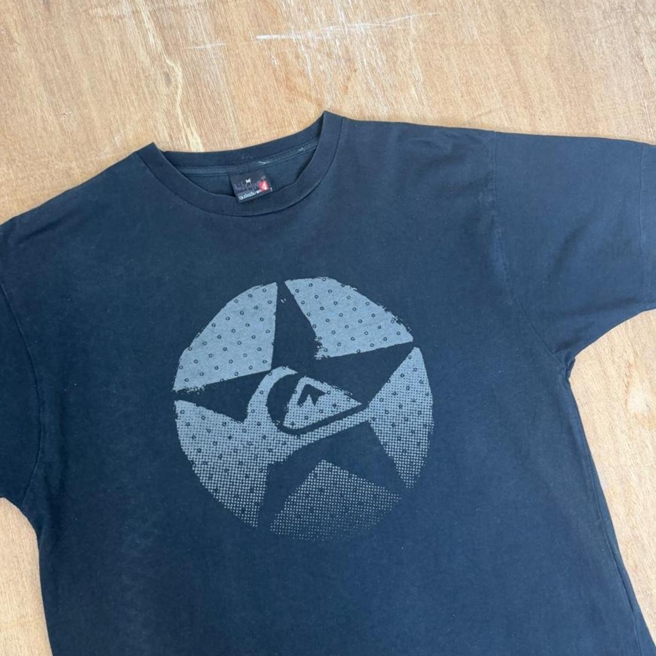 Quiksilver Surfwear black and grey Y2K T-Shirt