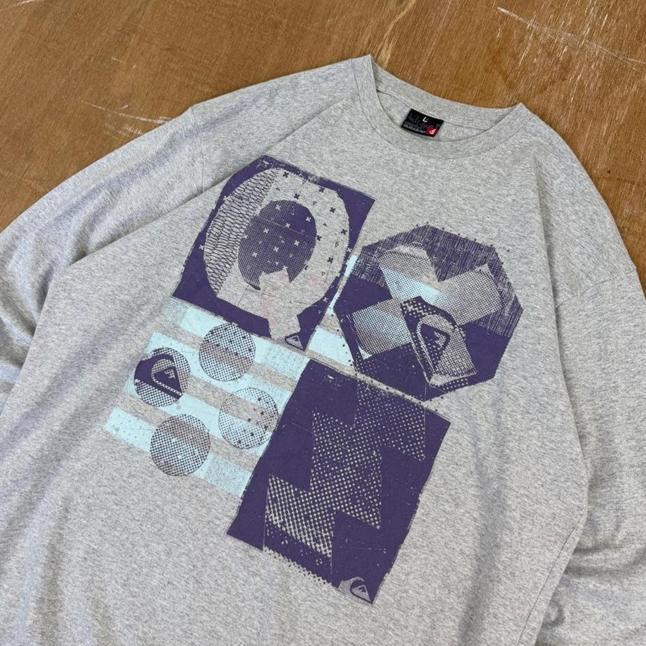Quiksilver Surfwear grey and purple Y2K long sleeve shirt