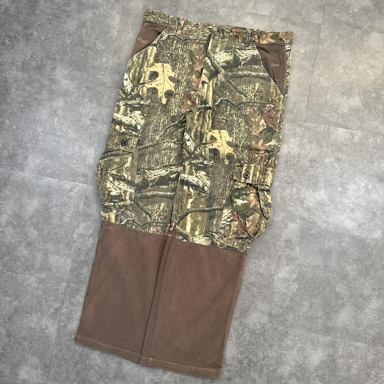 Realtree camo Mossy oak 2000s dungaree workwear cargo trousers