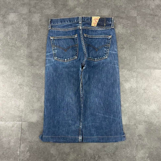Levi’s 501 2000s dungaree workwear comfort fit denim shorts jorts