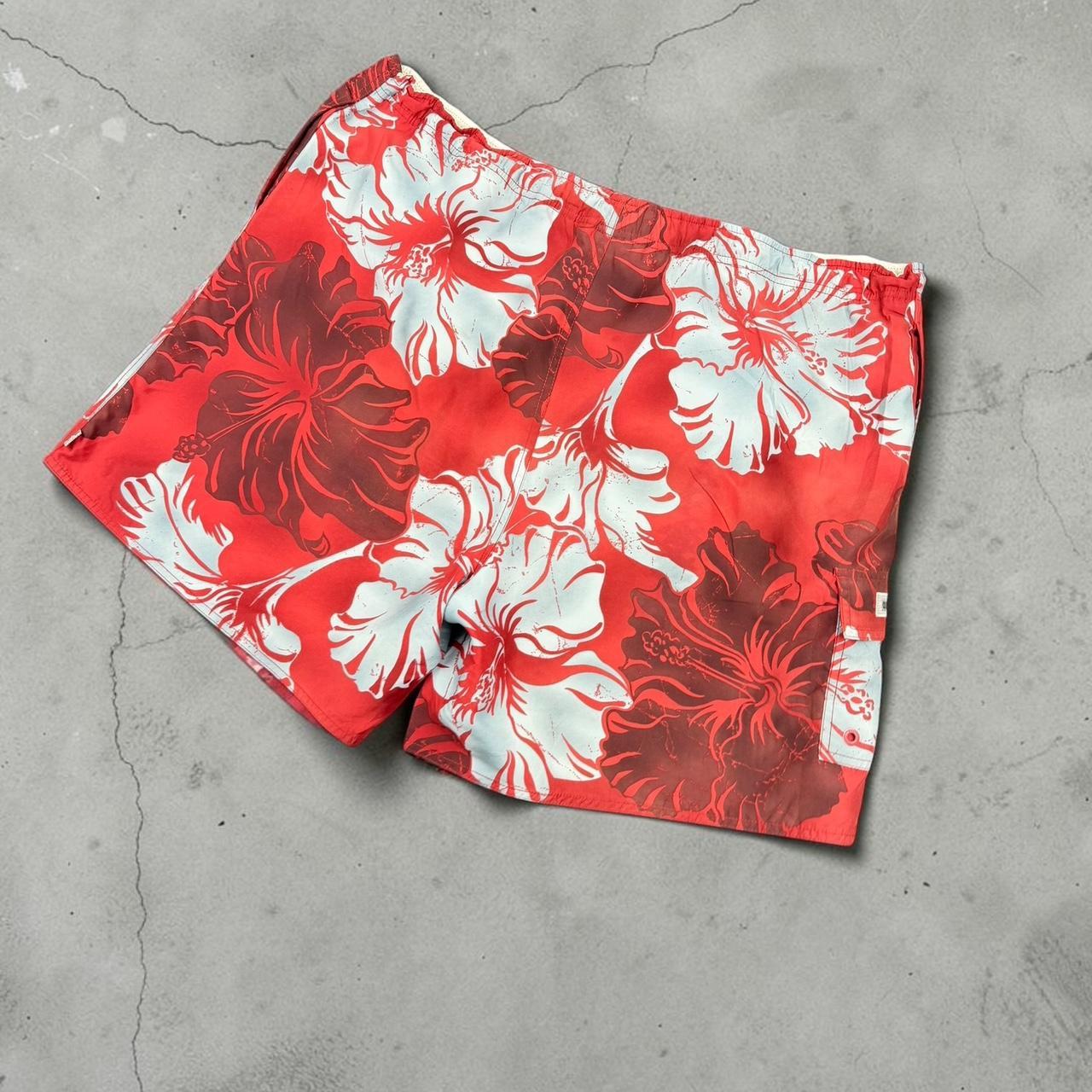 Quiksilver floral surfer vintage Y2K Surfwear beach swim board shorts