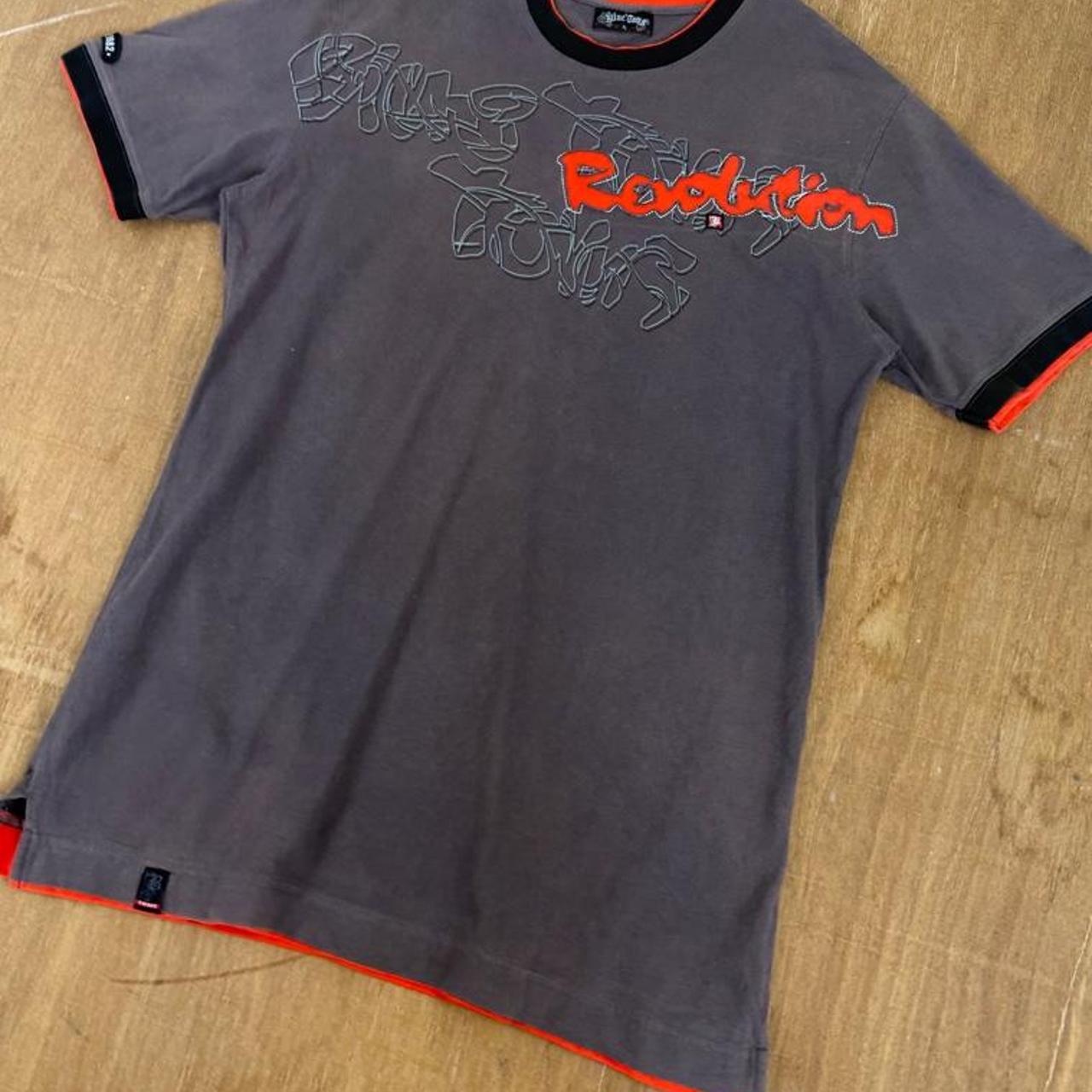 Blue Toms revolution Surfwear grey and orange Y2K T-Shirt