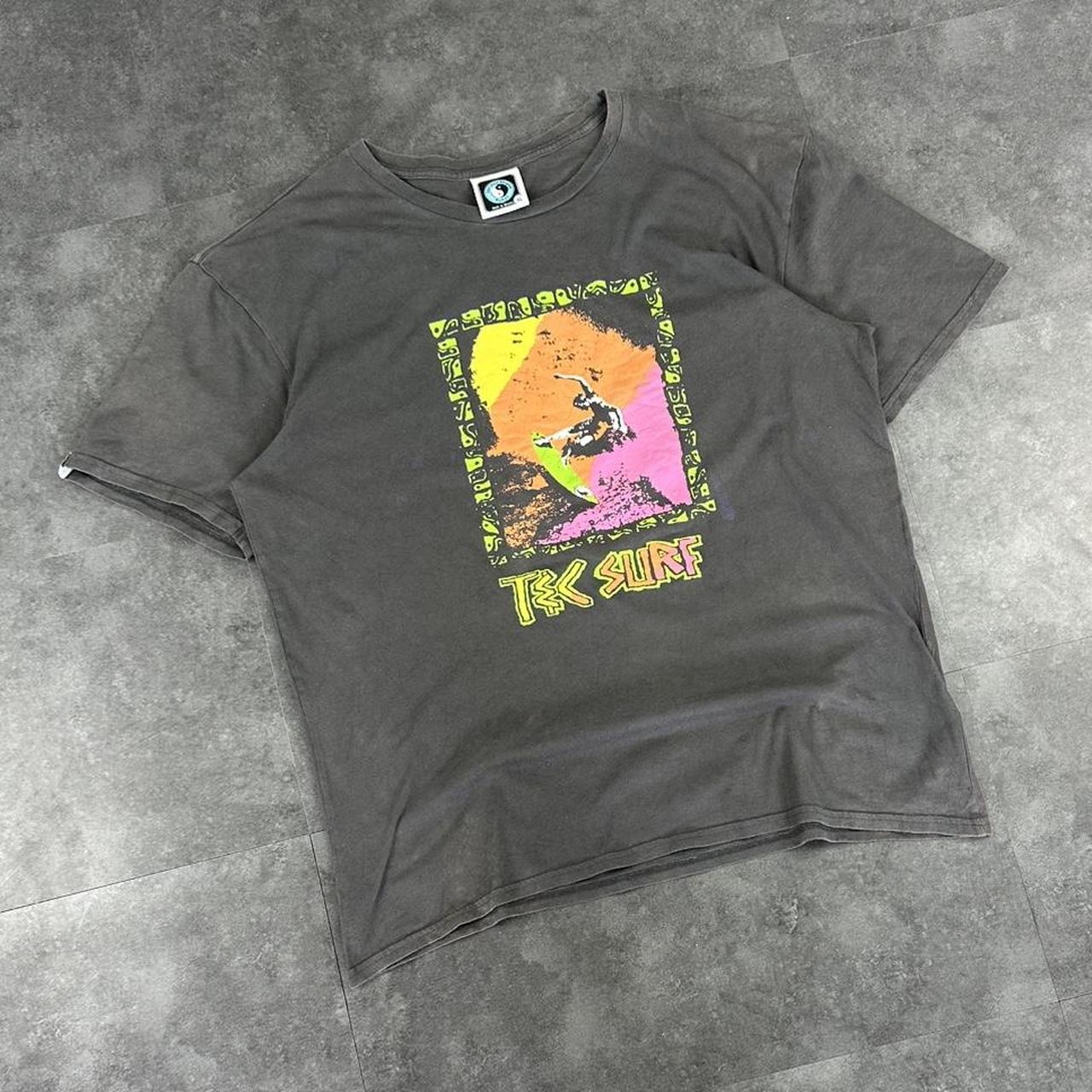 T&C Surf Designs 2000s Logo Print Ying Yang Surf graphic logo T shirt