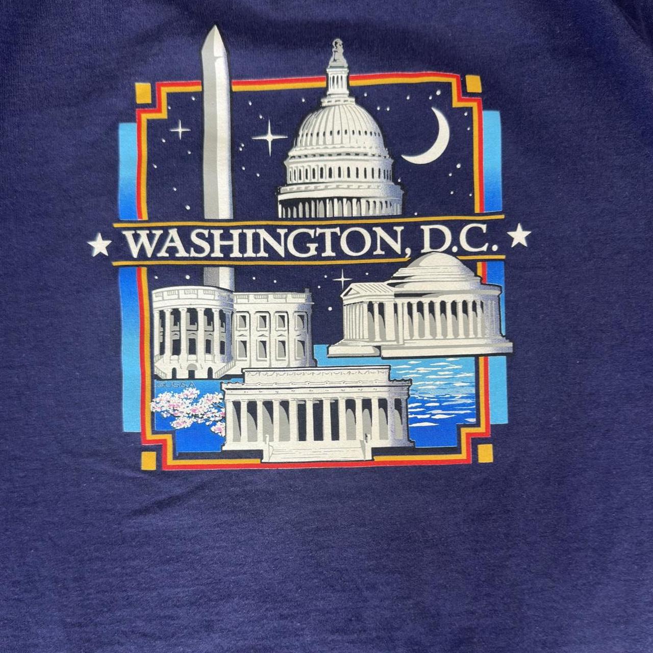 Delta Weight T 2000s Y2K logo Washington print design