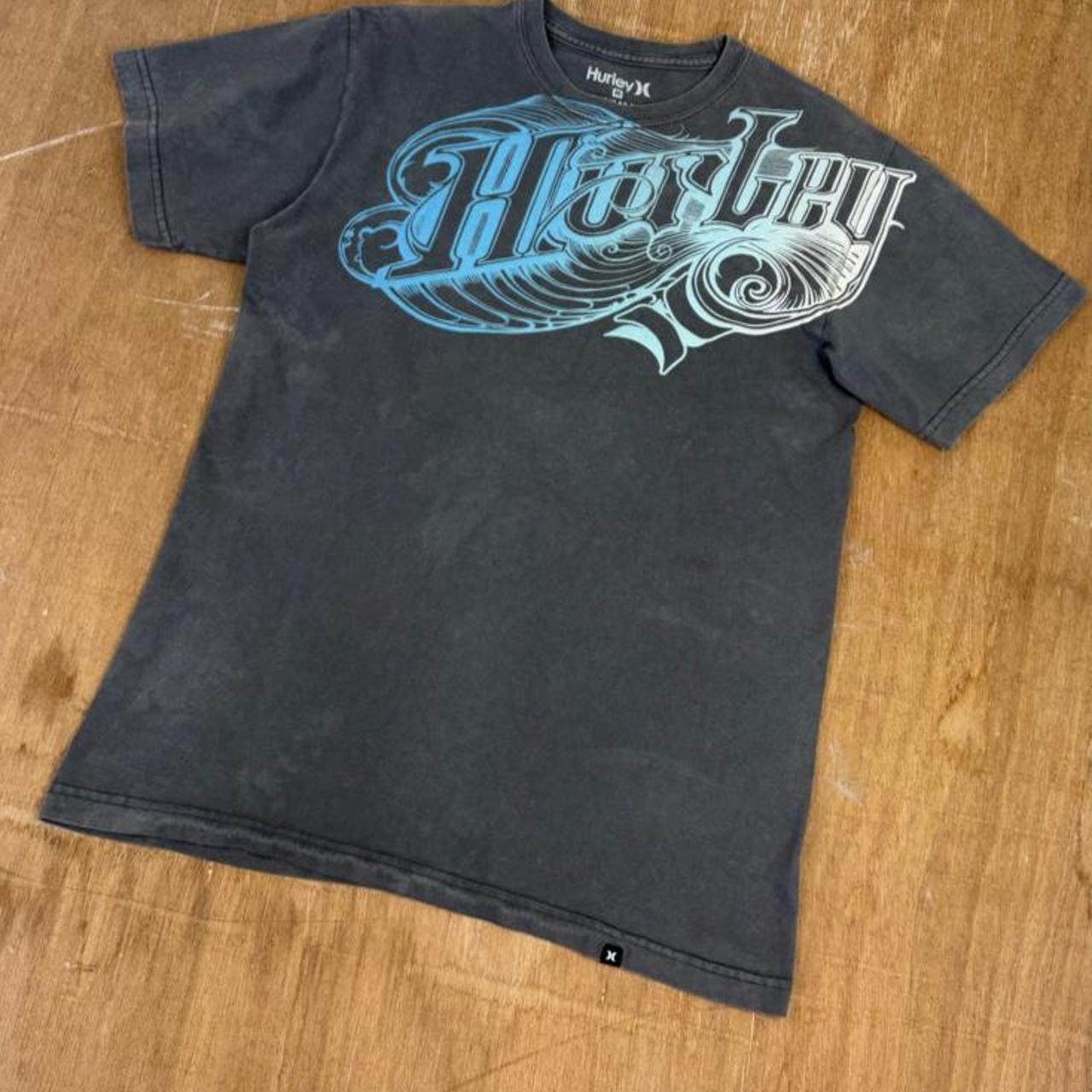Hurley Surfwear Y2K T-Shirt