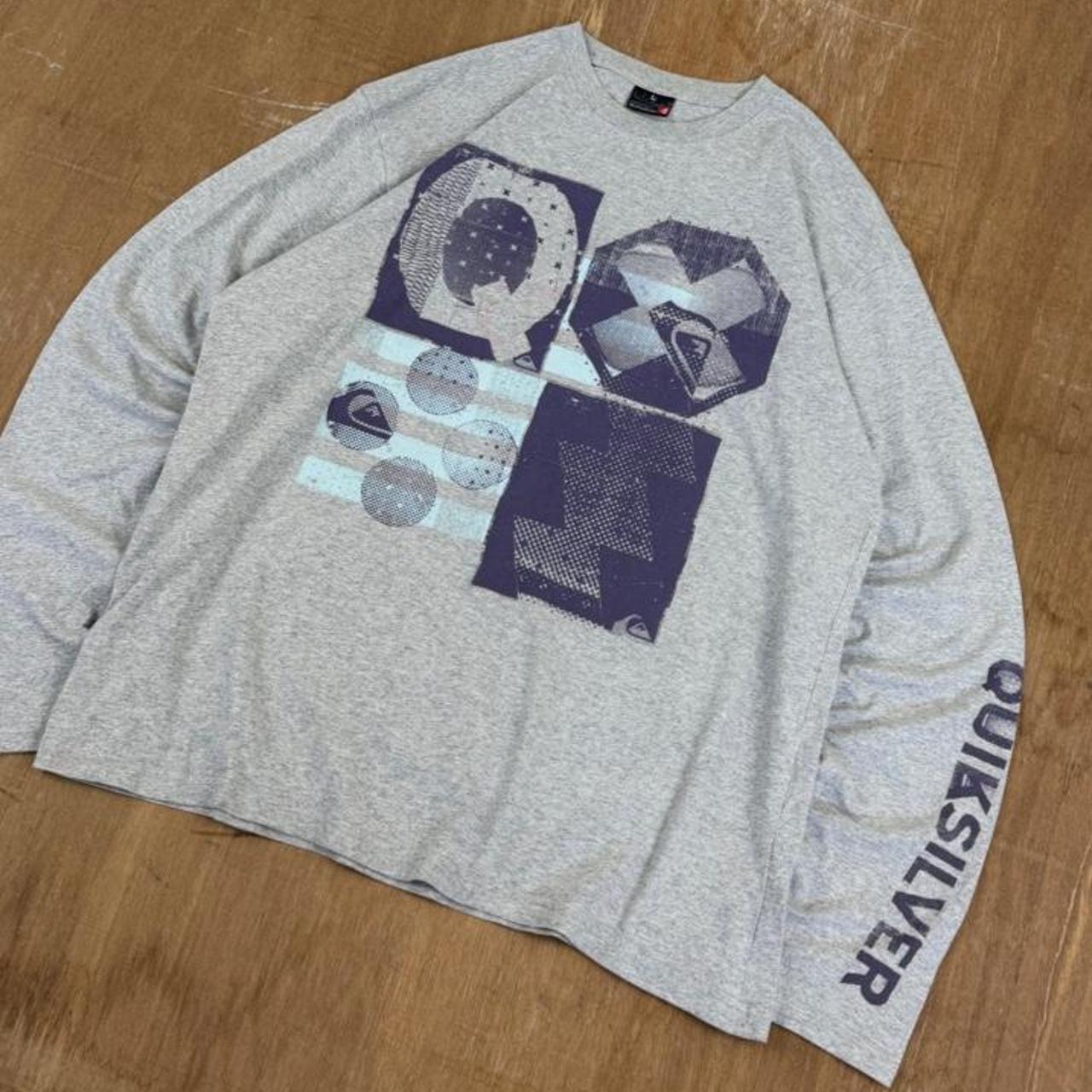 Quiksilver Surfwear grey and purple Y2K long sleeve shirt