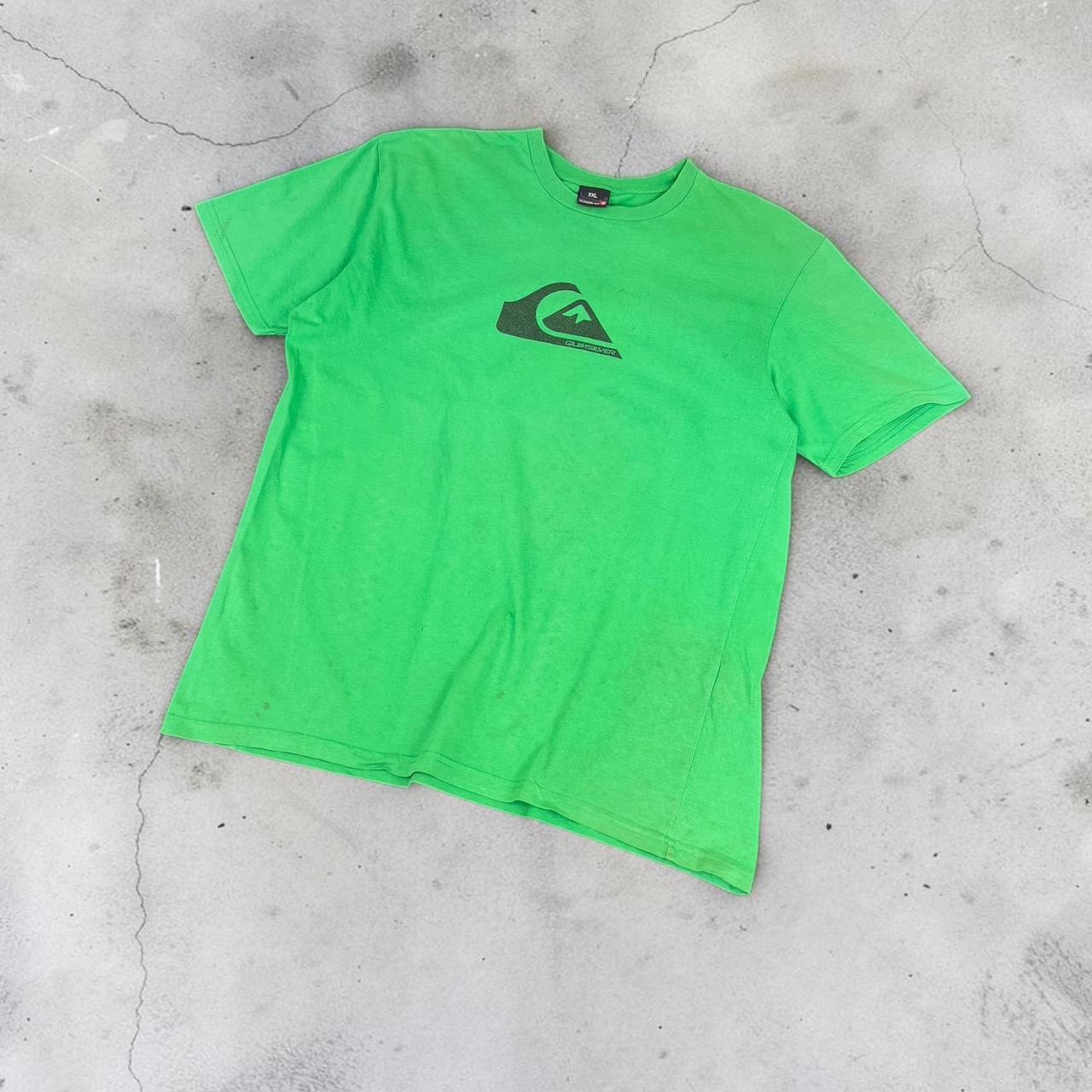 Quiksilver distressed Vintage Y2K Surfwear logo T-Shirt