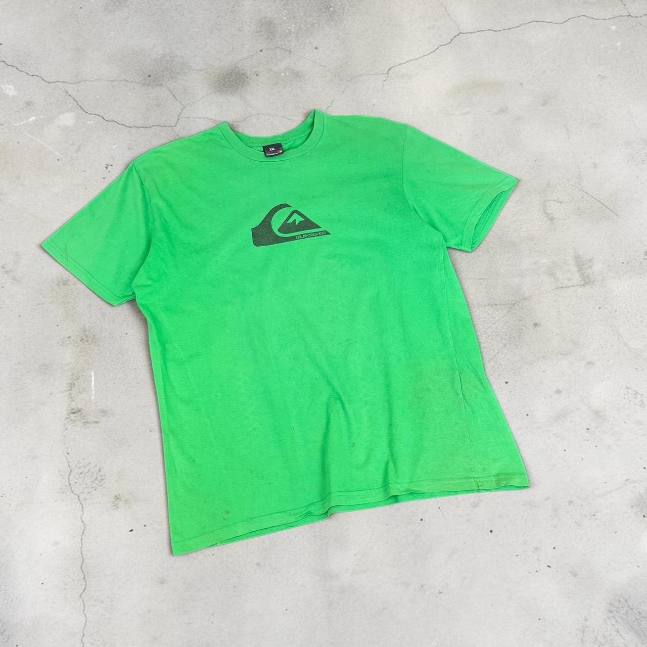 Quiksilver distressed Vintage Y2K Surfwear logo T-Shirt