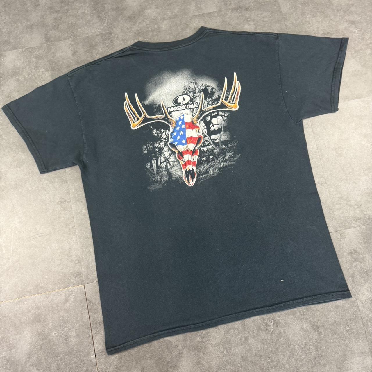 Mossy Oak 2000s USA grunge skull hunter Logo graphic T shirt