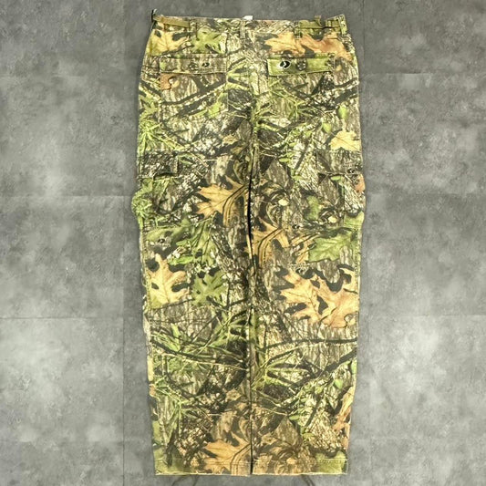 Realtree camo Mossy oak 2000s dungaree workwear cargo trousers