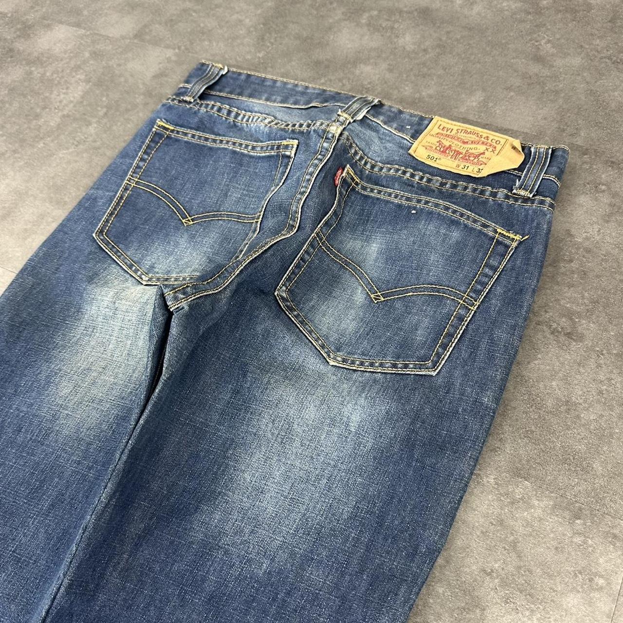 Levi’s 501 straight relaxed fit baggy jeans