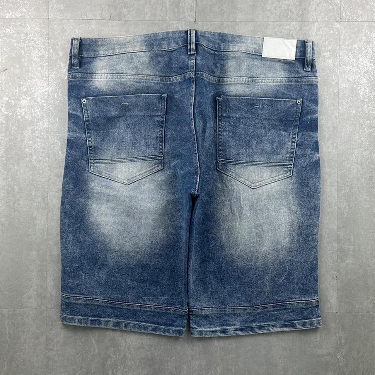 Southpole 2000s spellout carpenter style jorts