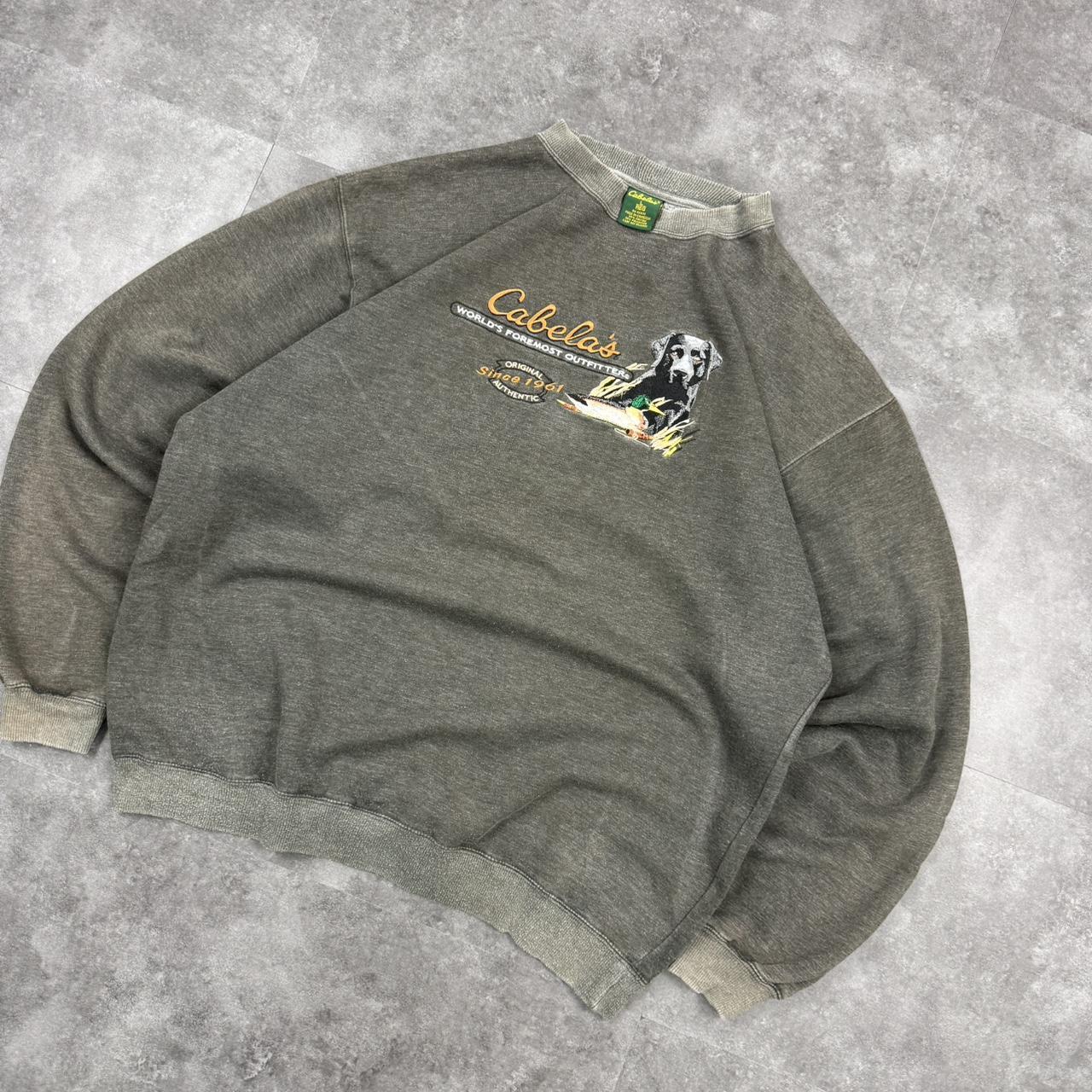 2000s/90s Cabela’s hunting embroidered sweatshirt