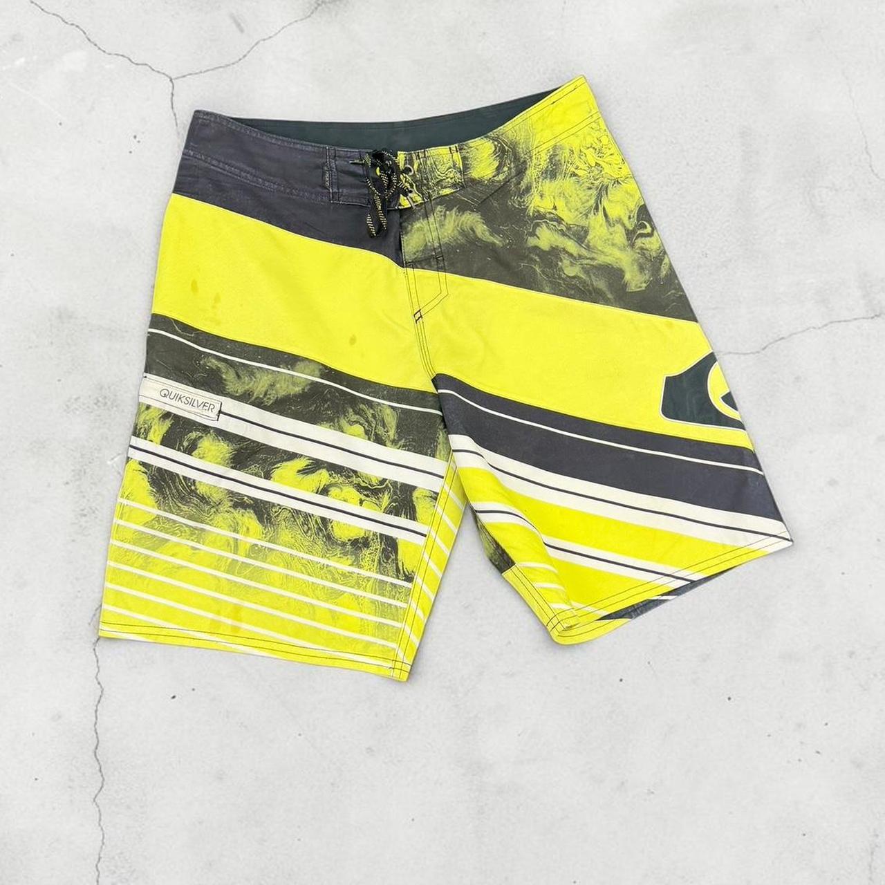 Quiksilver vintage Y2K Surfwear beach swim board shorts