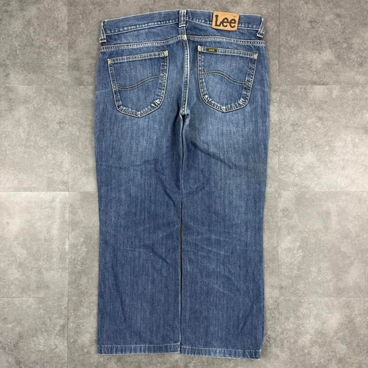 Lee Riveted 2000s straight fit relaxed fit baggy jeans