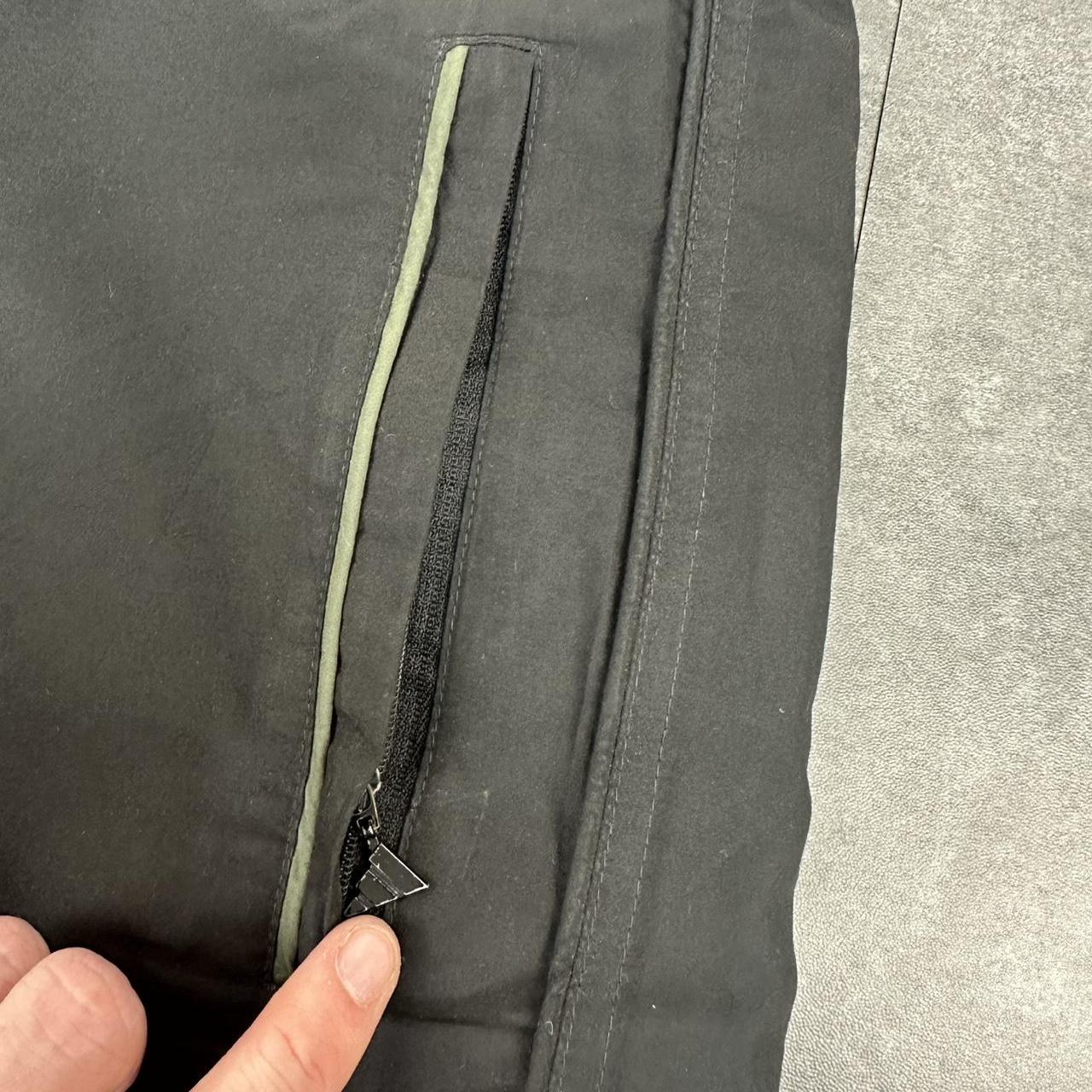Adidas 2000s track vintage sports pants