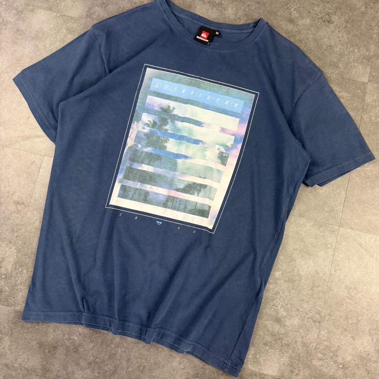 Quiksilver 2000s Surfwear spellout T shirt navy