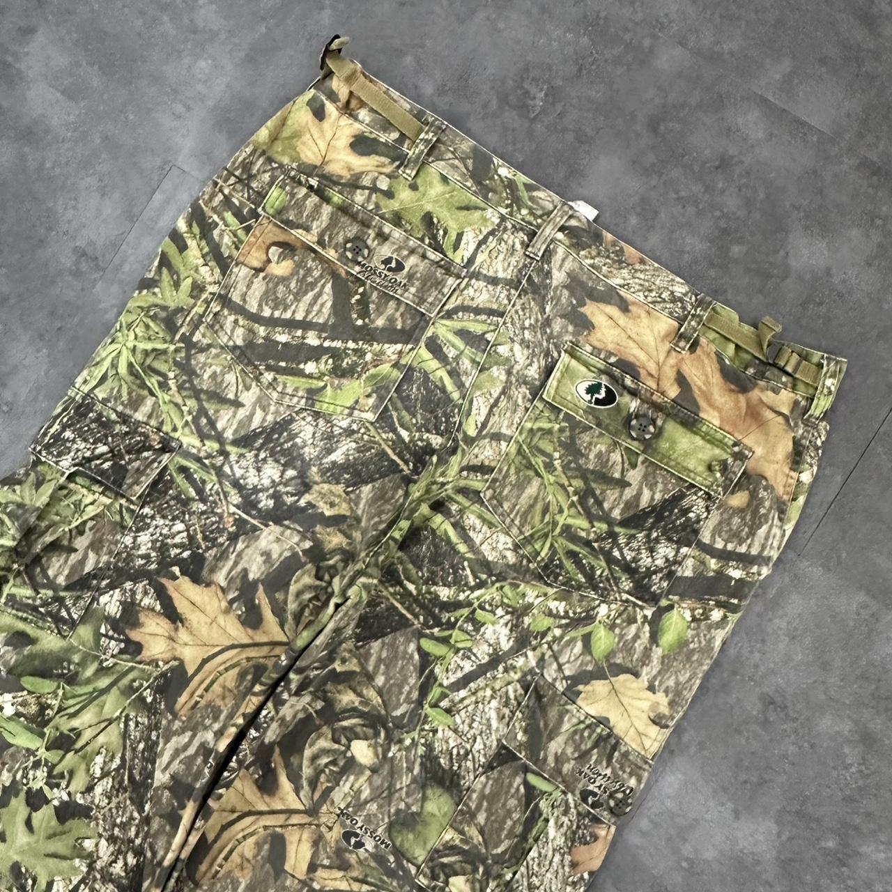 Realtree camo Mossy oak 2000s dungaree workwear cargo trousers