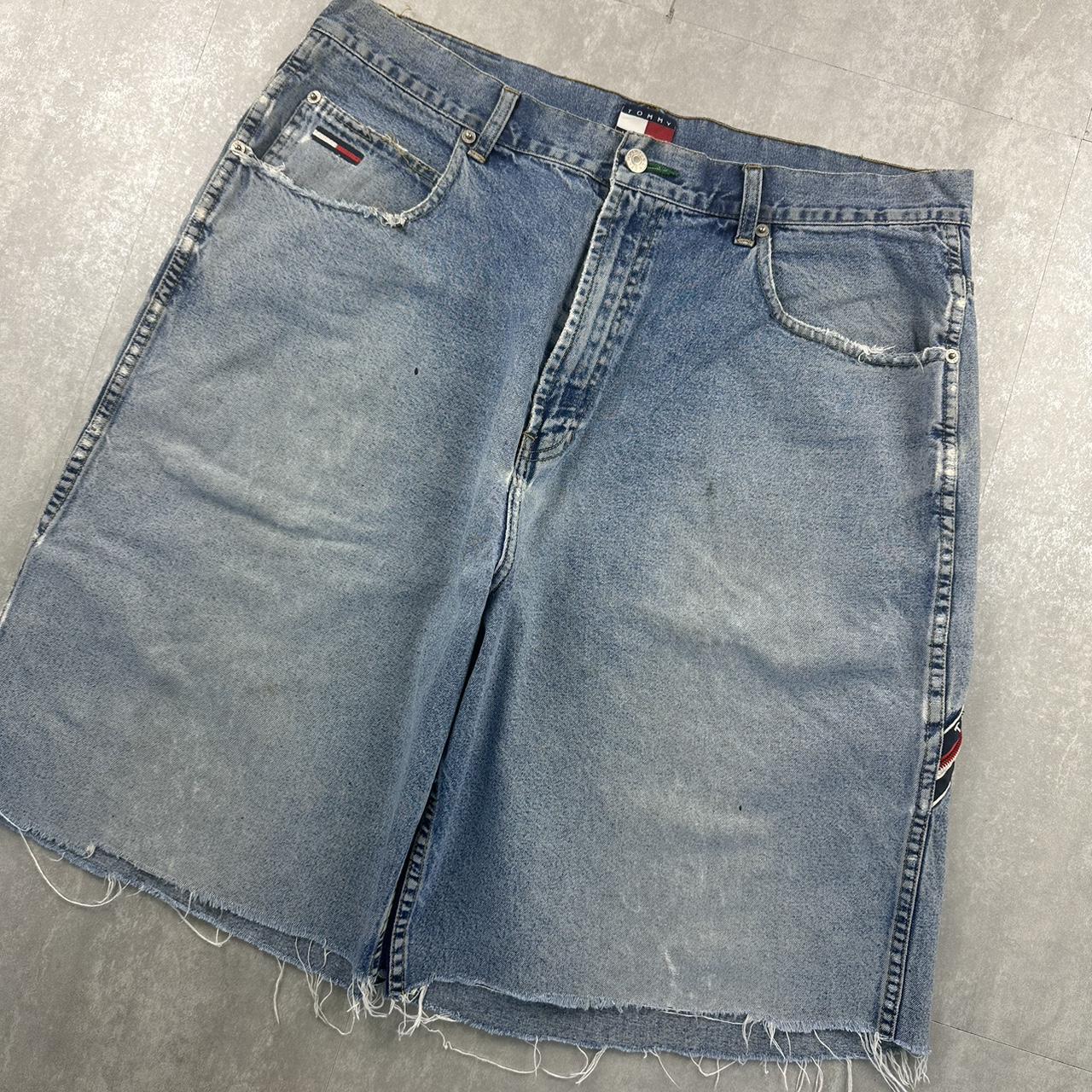 Tommy Hilfiger 2000s spellout carpenter style jorts