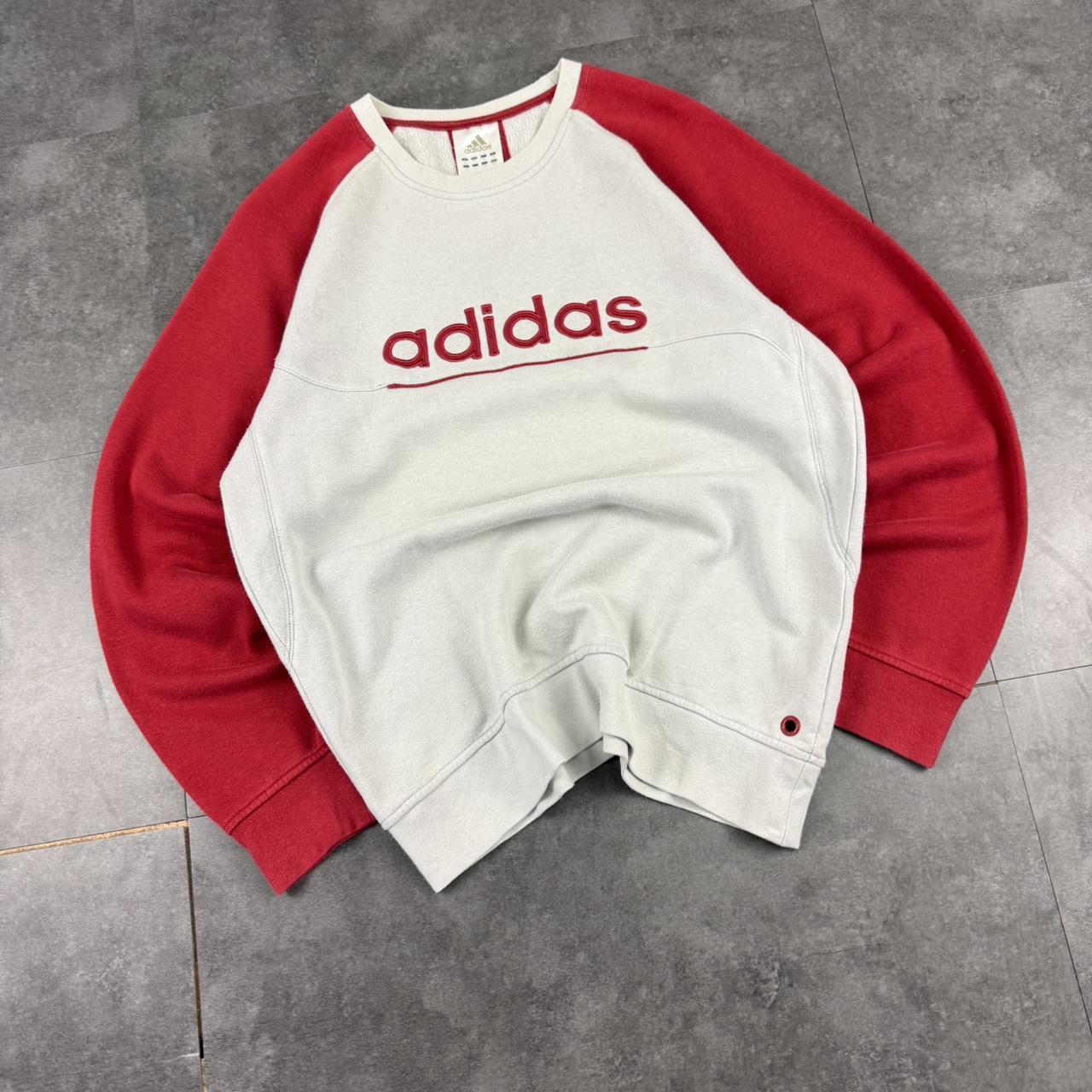Vintage Adidas 90s embroidered pullover sportswear sweatshirt