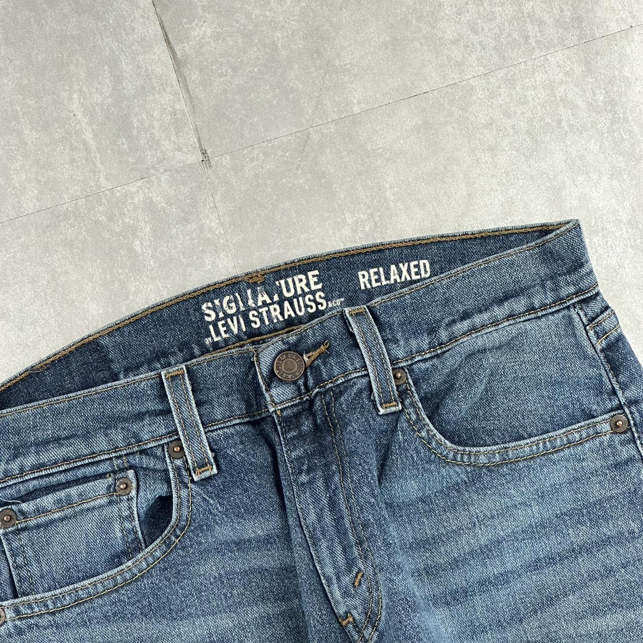 Levi’s relaxed fit 2000 cut off denim jeans