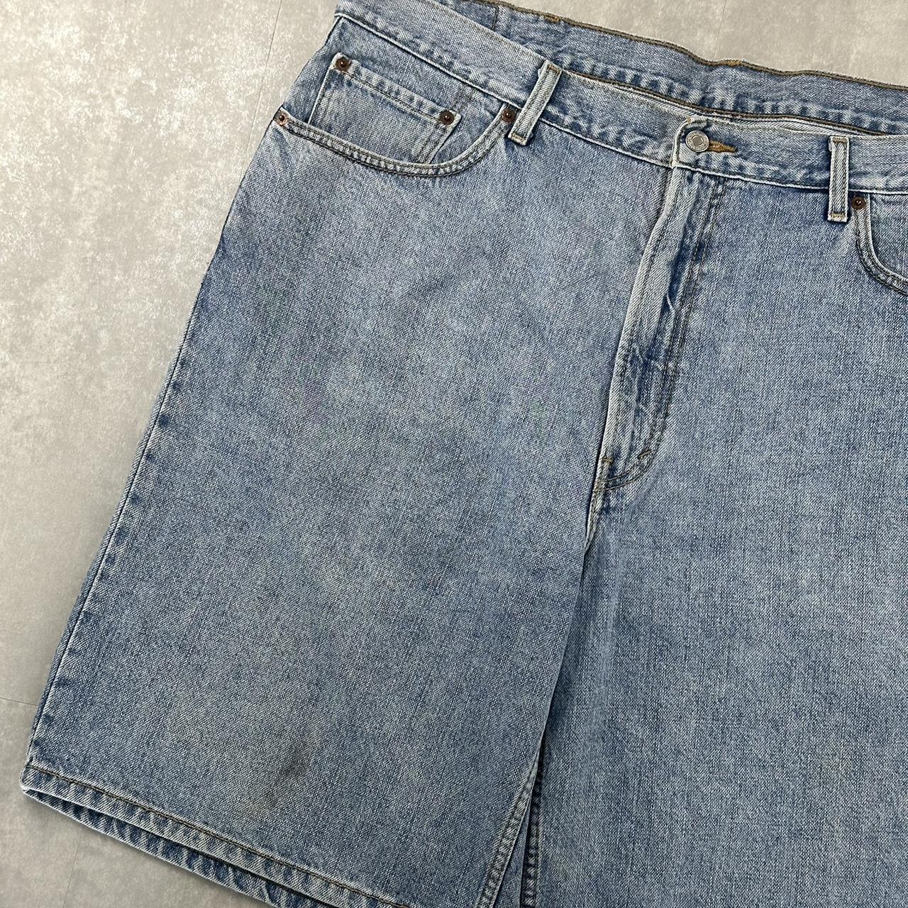 Levis 505 2000s spellout carpenter fit skate jorts