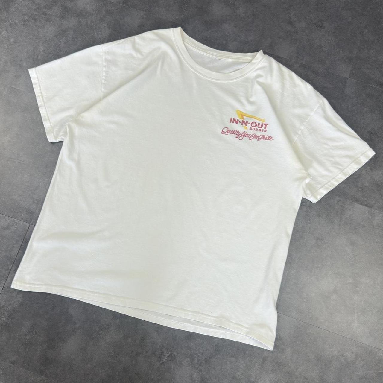 In-N-Out T 2000s Y2K logo Classic Diner print design