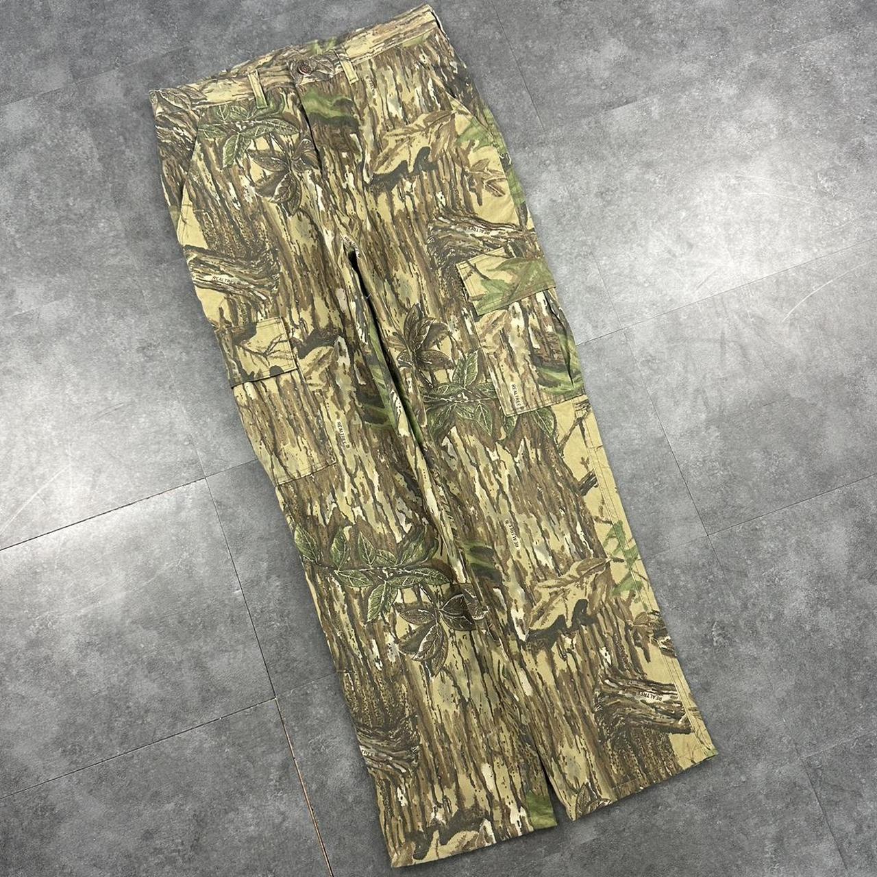 Mossy oak camo real tree foliage 2000s dungaree workwear cargo trousers