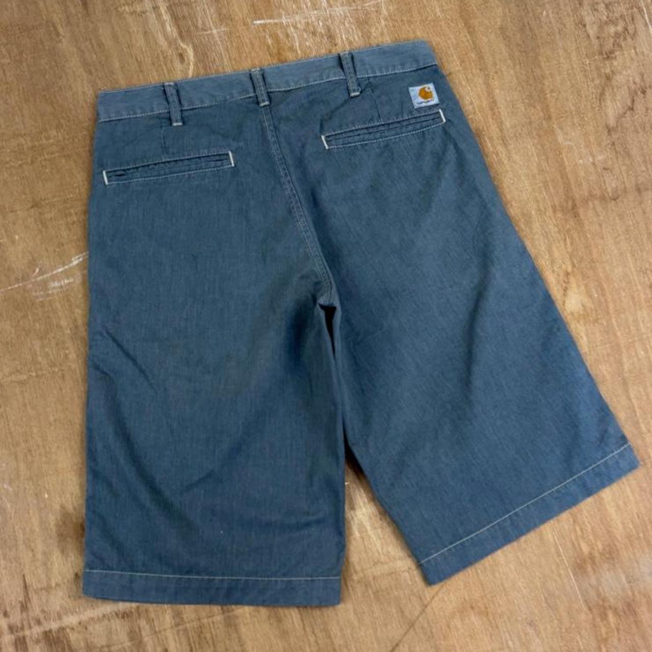 Carhartt 2000s presenter Bermuda fit navy blue shorts