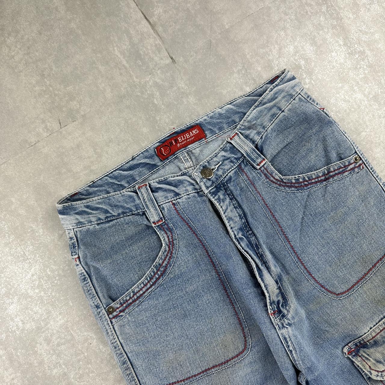 Japanese style 2000s spellout carpenter fit skate jorts