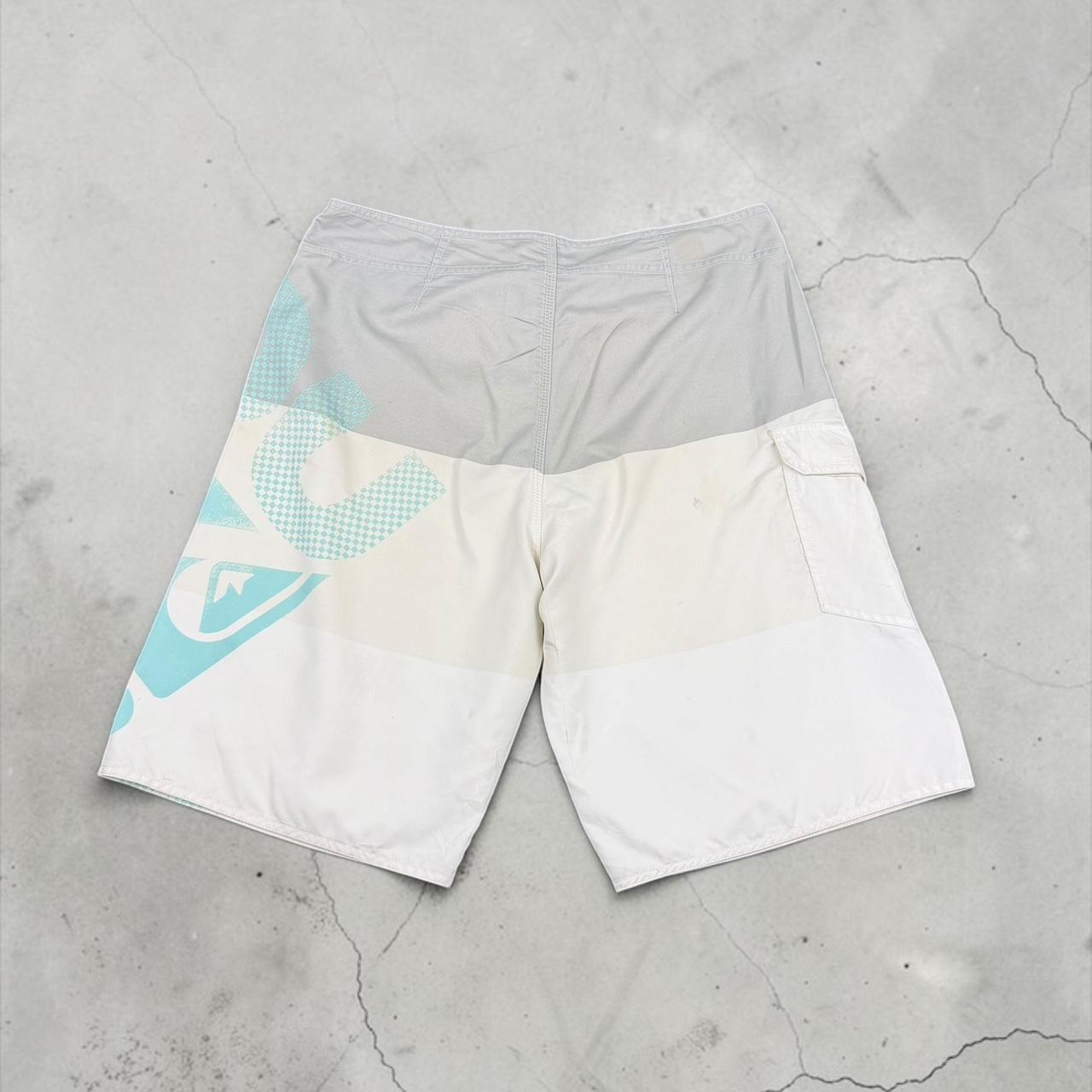 Quiksilver surfer vintage Y2K Surfwear beach swim board shorts