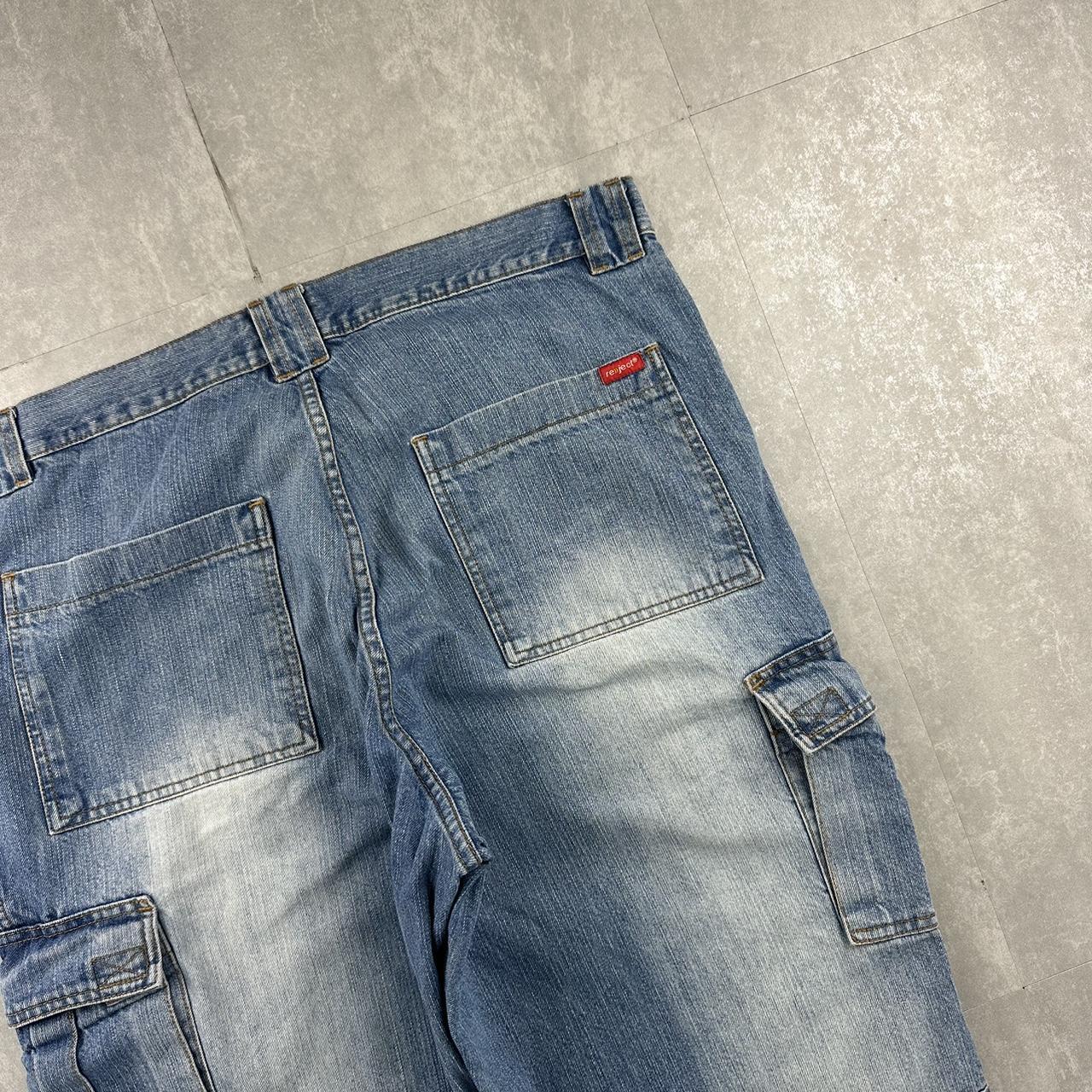 Reject Japanese style 2000s spellout carpenter fit skate cargo jorts