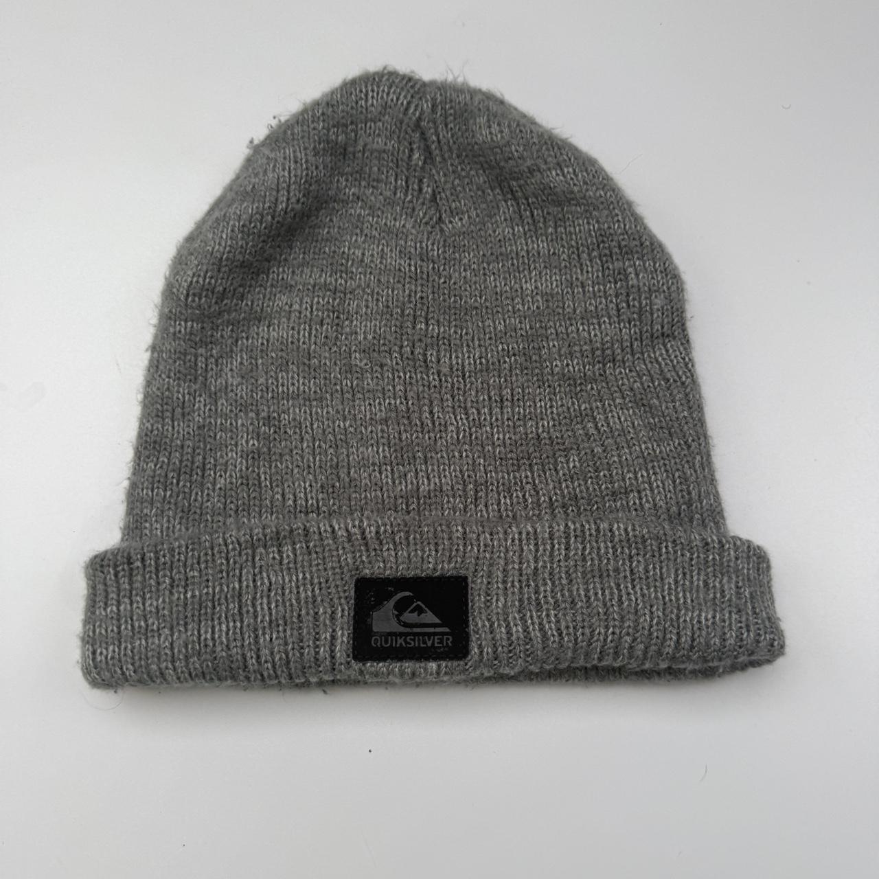 Quiksilver 2000s vintage Surfwear embroidered logo beanie hat