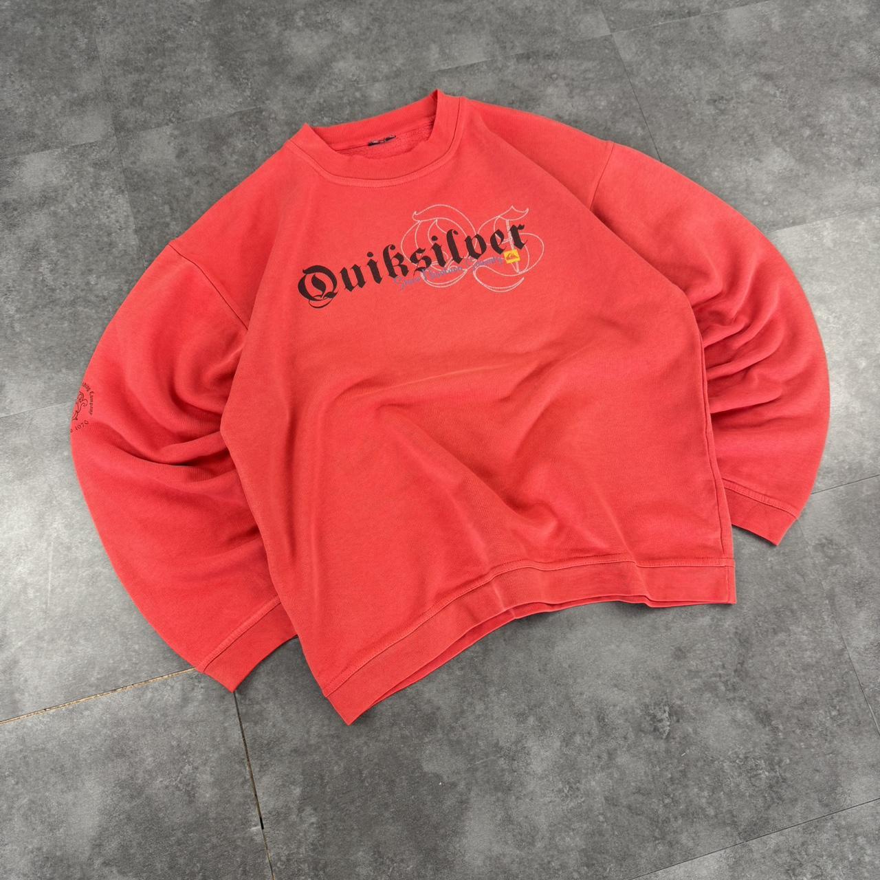 Quiksilver Vintage 2000s old English Surfwear company grunge y2k spellout sweatshirt